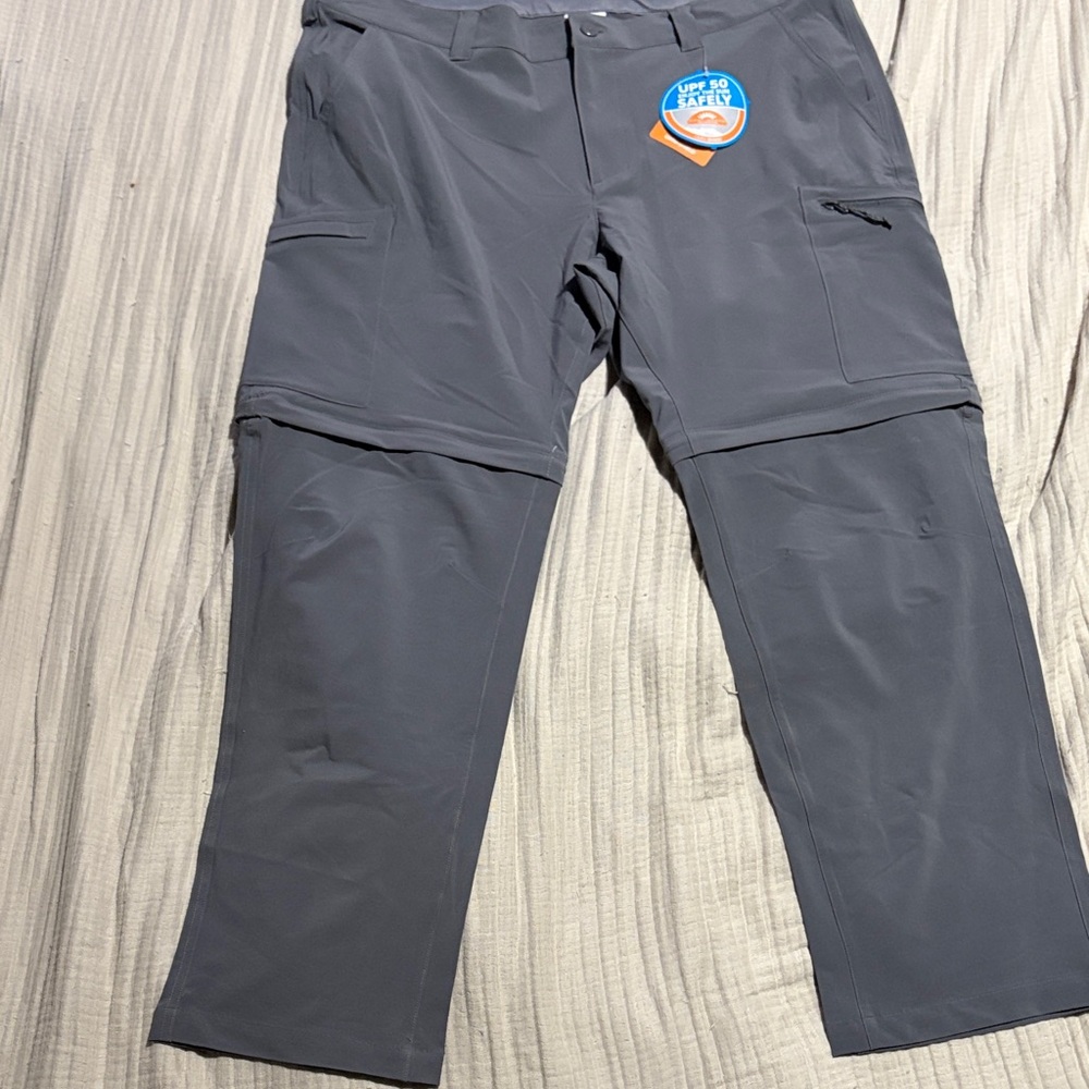 Columbia Men's Charcoal Cargo Pants